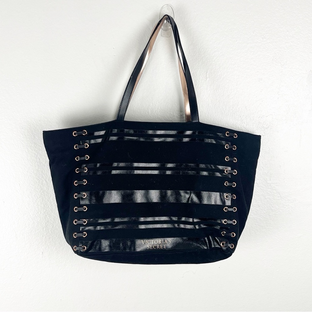 VICTORIA’S SECRET Black Side Lace Canvas Shoulder Tote